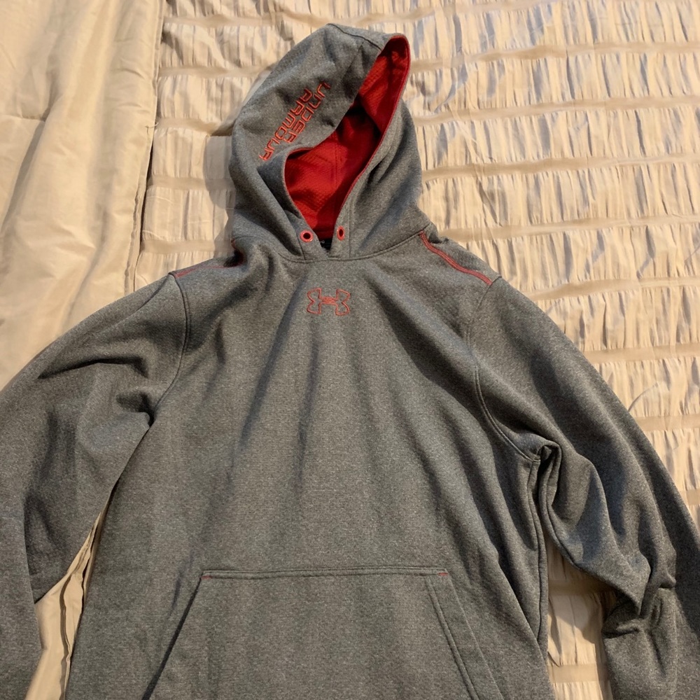 Under Armour Pullover Hoodie